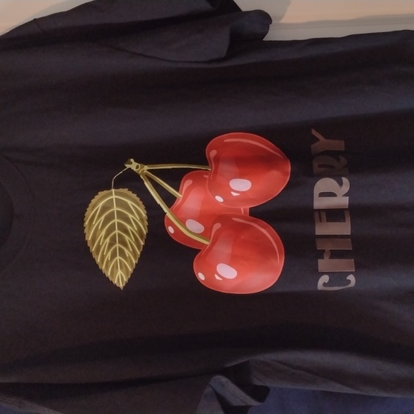 Cherry T.Shirt And Joggers With Earrings New - Picture 3 of 12